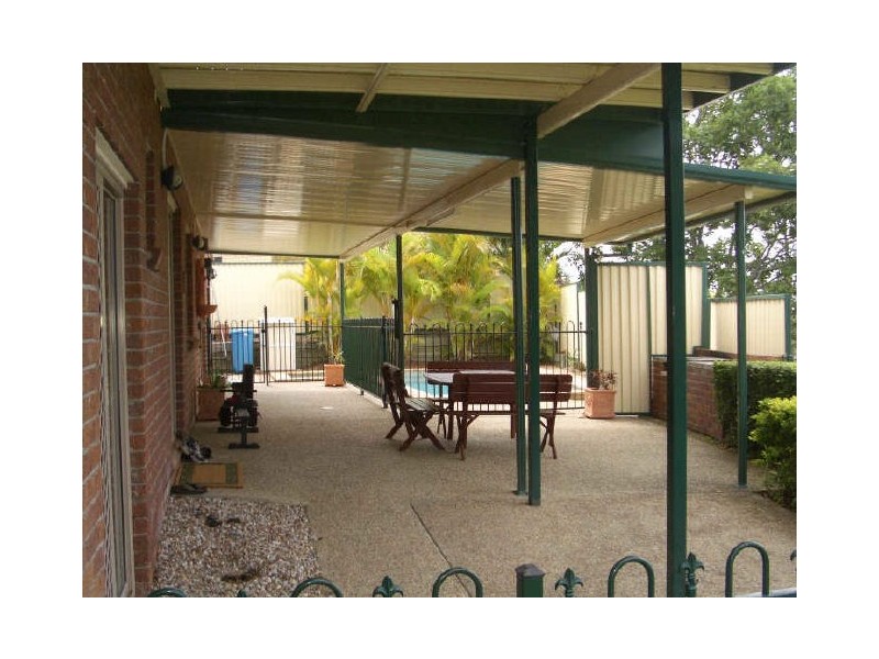 10 Regal Court, Highland Park QLD 4211