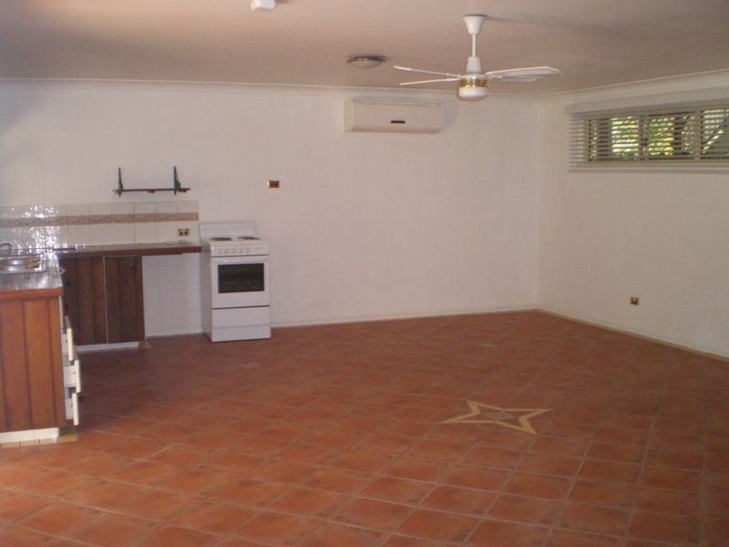 41 Birdlife Court, Nerang QLD 4211