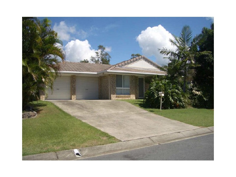 16 Glengarry Close, Highland Park QLD 4211