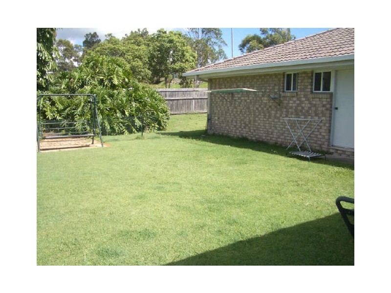 16 Glengarry Close, Highland Park QLD 4211
