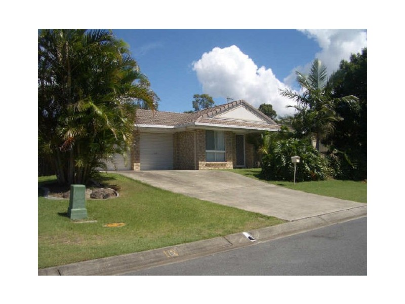 16 Glengarry Close, Highland Park QLD 4211