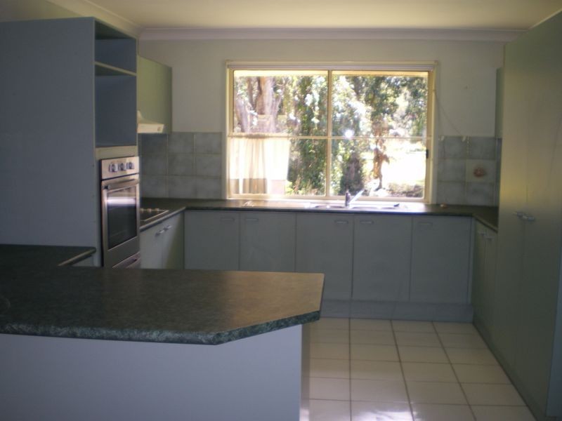 32 Tobermory Court, Merrimac QLD 4226