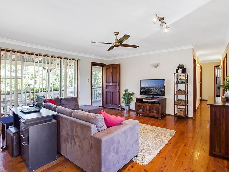 43 Kincaid Drive, Highland Park QLD 4211