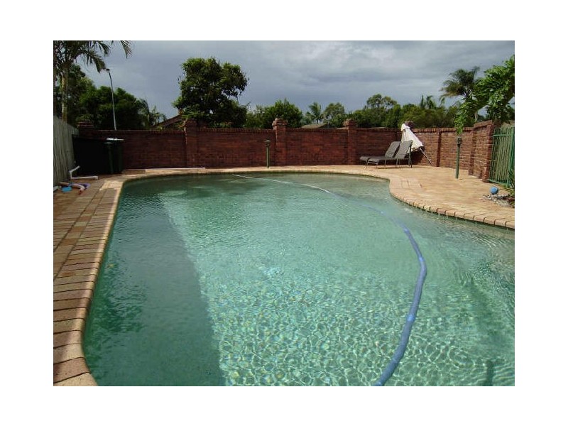 41 Marble Drive, Carrara QLD 4211