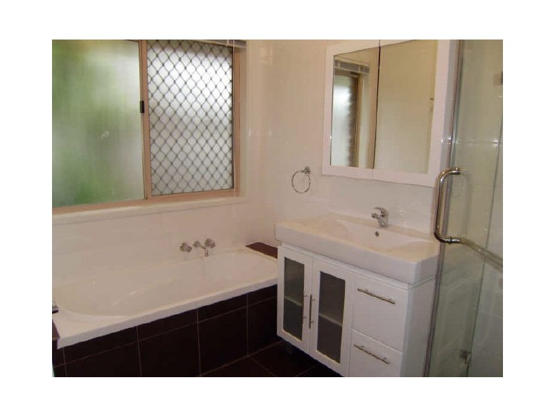 41 Marble Drive, Carrara QLD 4211
