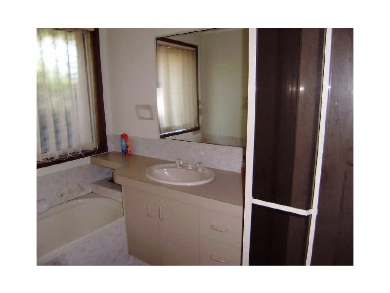 41 Marble Drive, Carrara QLD 4211