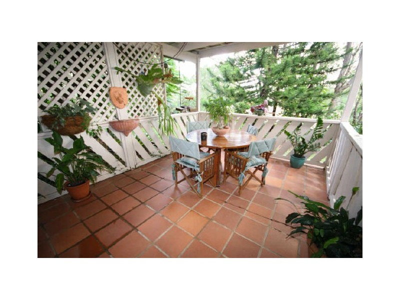 4 Quartz Place, Carrara QLD 4211