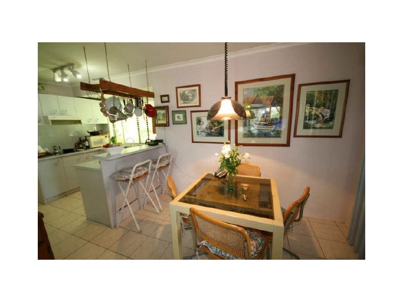 4 Quartz Place, Carrara QLD 4211