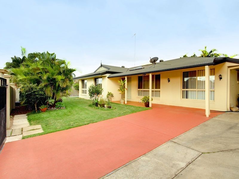 1 Aurora Crescent, Worongary QLD 4213