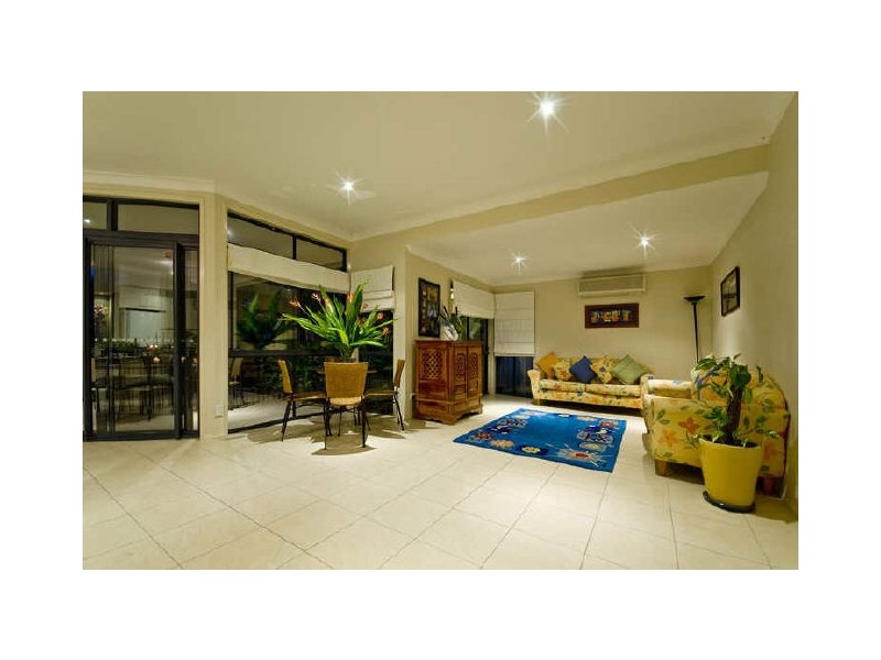 17 Marriott Way, Highland Park QLD 4211