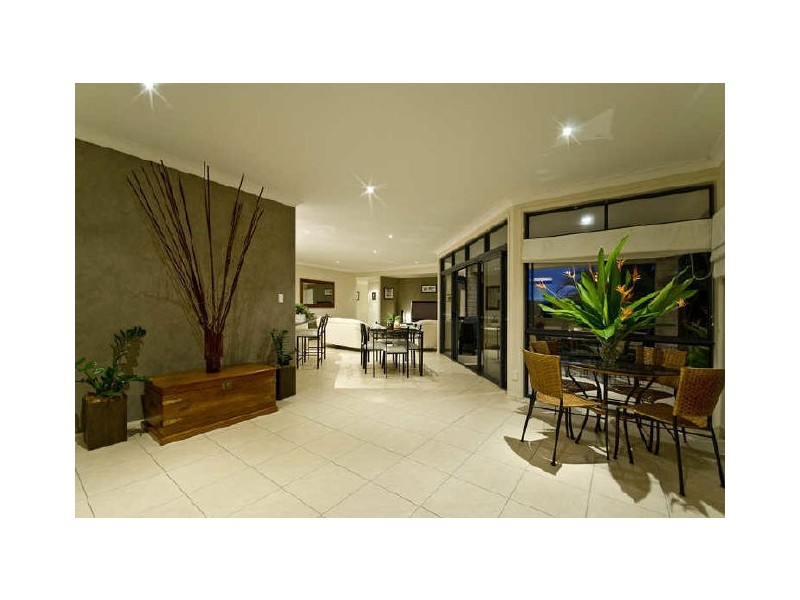 17 Marriott Way, Highland Park QLD 4211