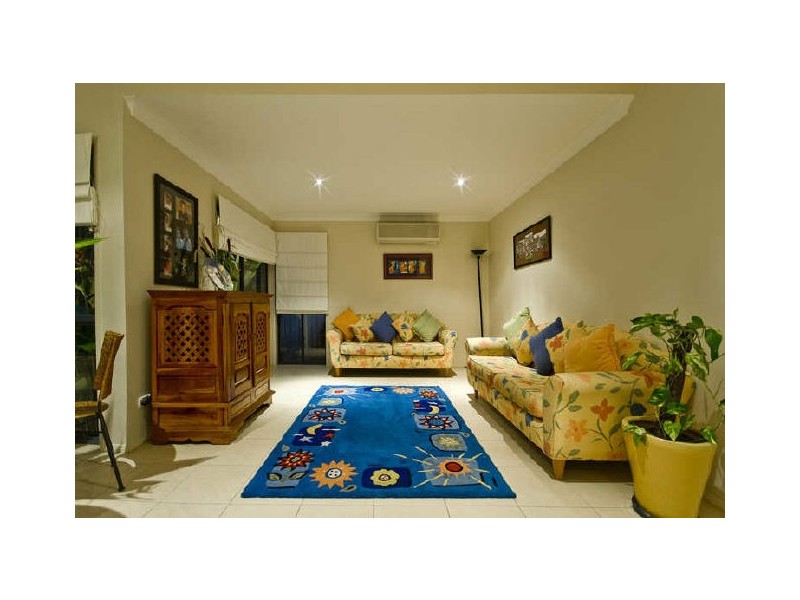 17 Marriott Way, Highland Park QLD 4211