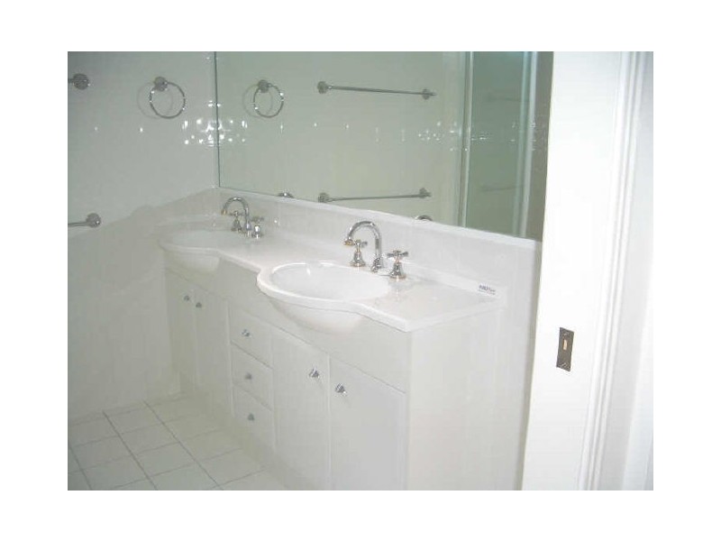 38/2 Ridgeline Way, Highland Park QLD 4211