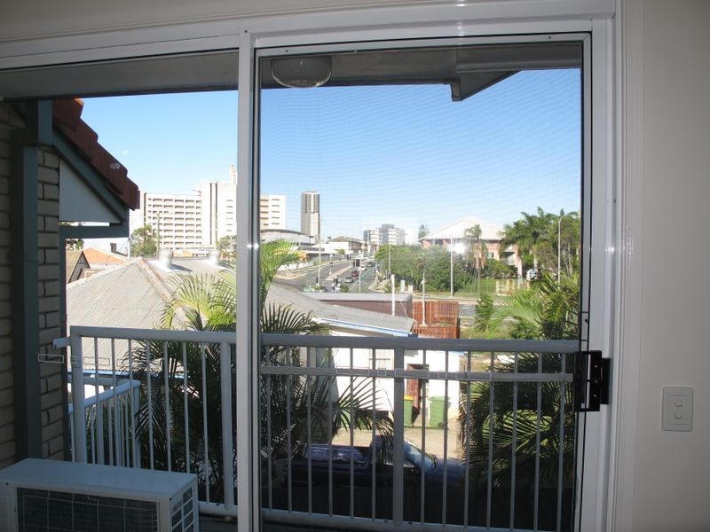 3/168 Queen Street, Southport QLD 4215