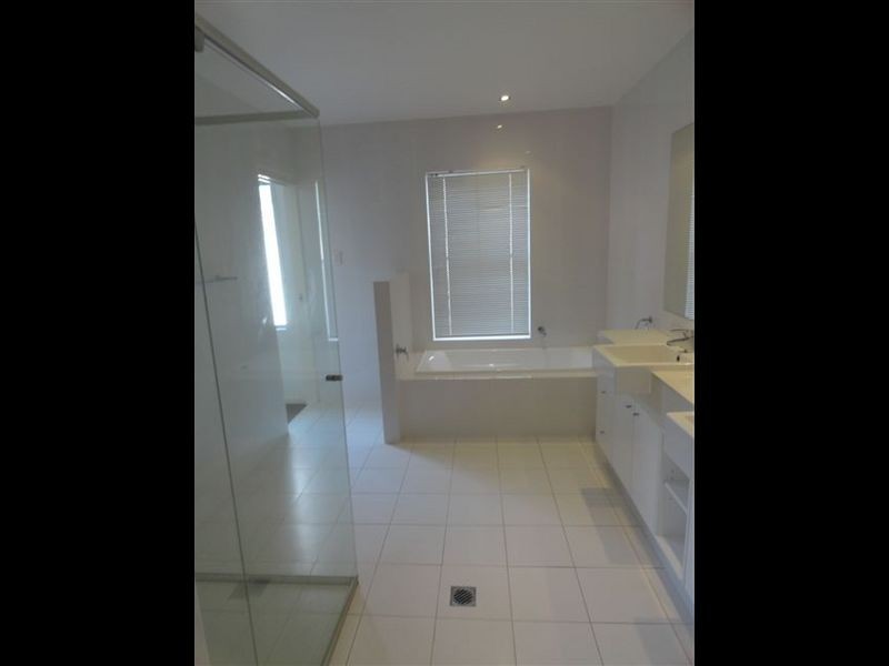 23/1 Boulton Drive, Nerang QLD 4211