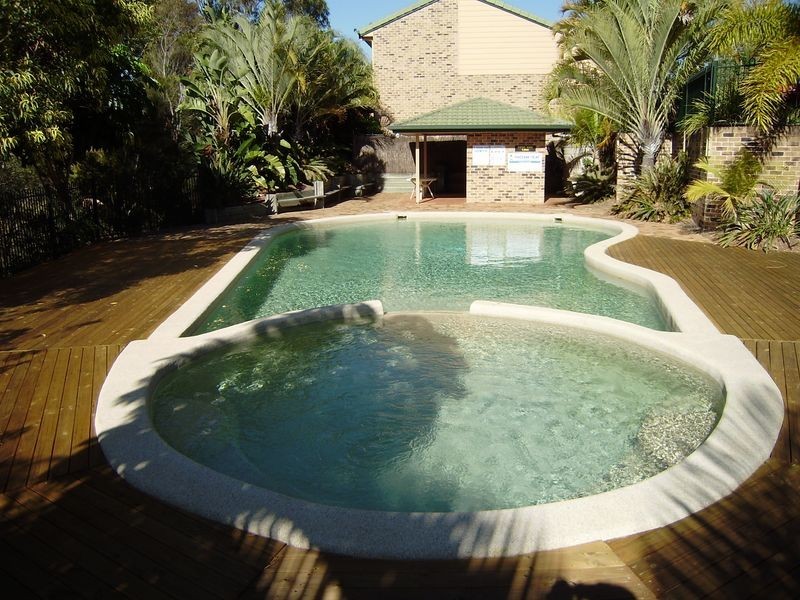 8/6 Ben Lomond Drive, Highland Park QLD 4211