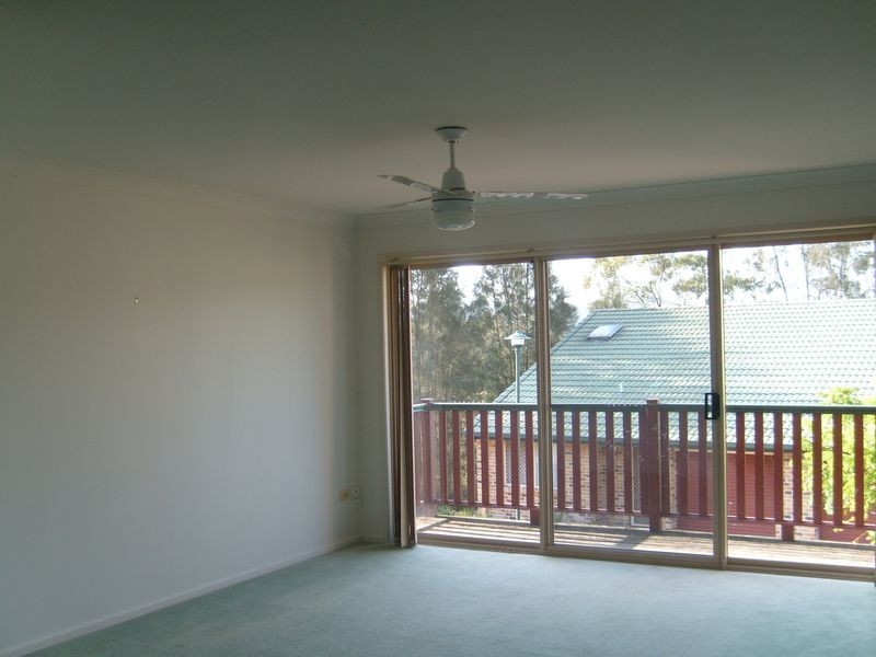 8/6 Ben Lomond Drive, Highland Park QLD 4211