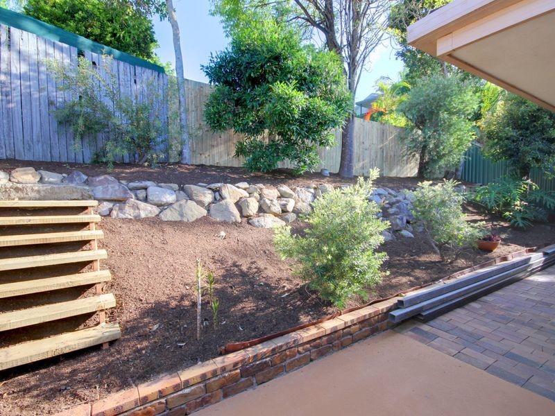 20 Kincaid Drive, Highland Park QLD 4211