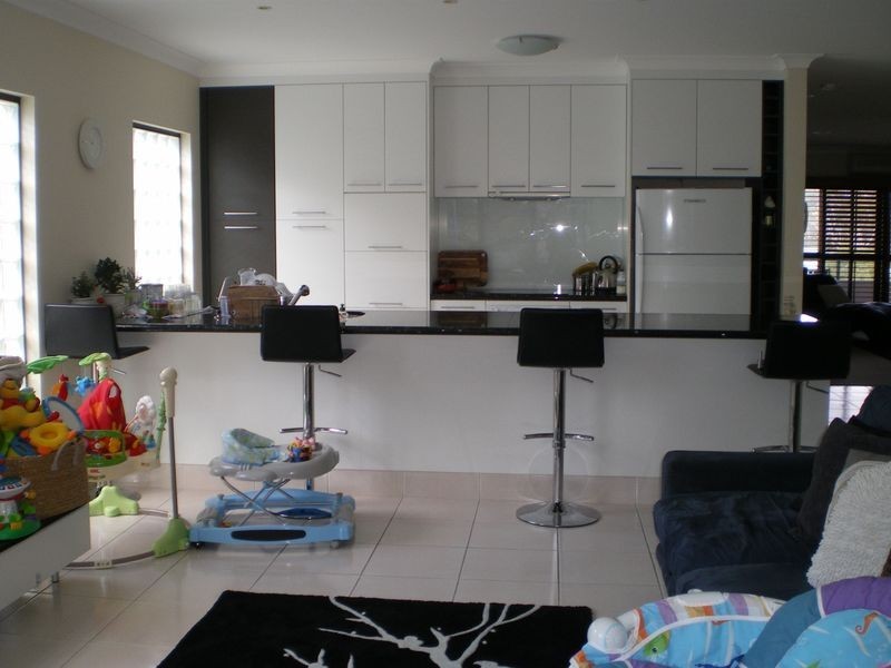 17 Nikau Crescent, Nerang QLD 4211