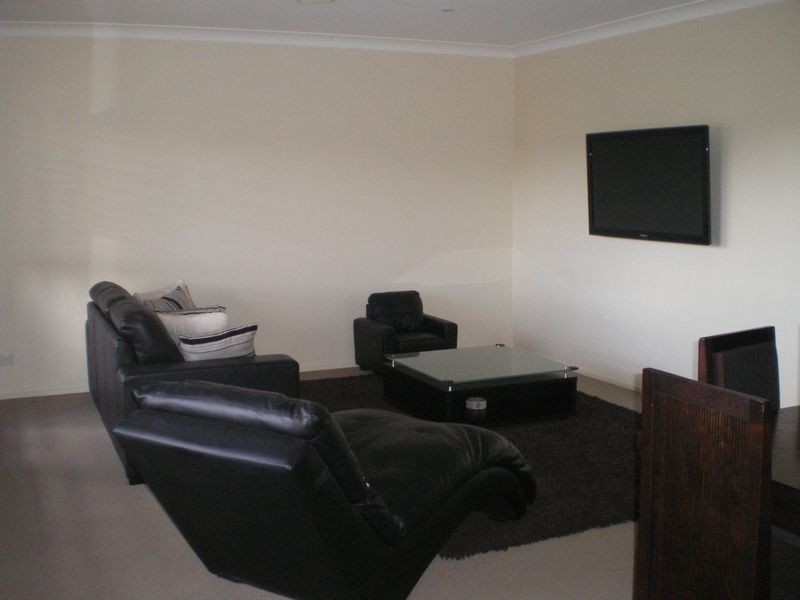 17 Nikau Crescent, Nerang QLD 4211