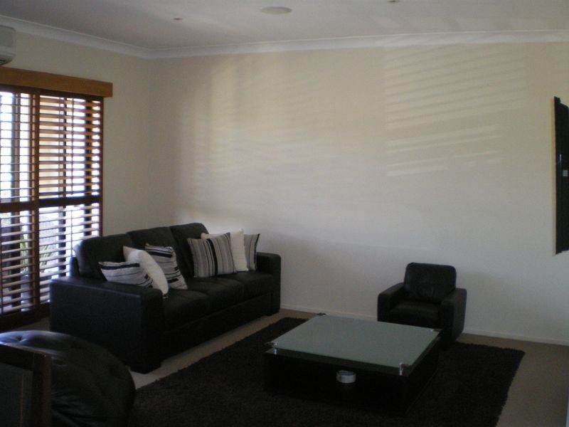 17 Nikau Crescent, Nerang QLD 4211