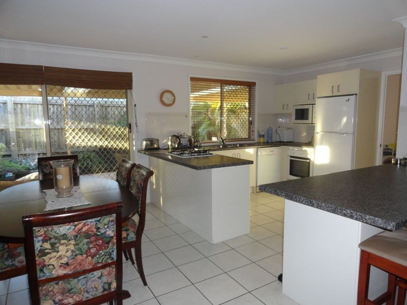6/413 Oxley Drive, Runaway Bay QLD 4216