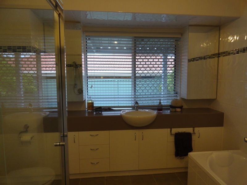 13 Dunsby Drive, Carrara QLD 4211