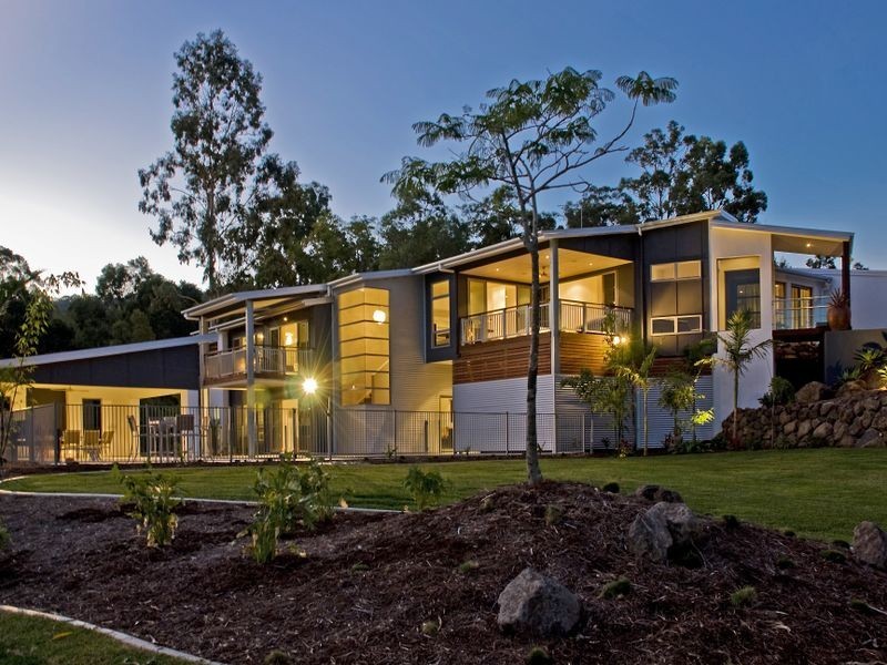 19 Lily Crescent, Nerang QLD 4211