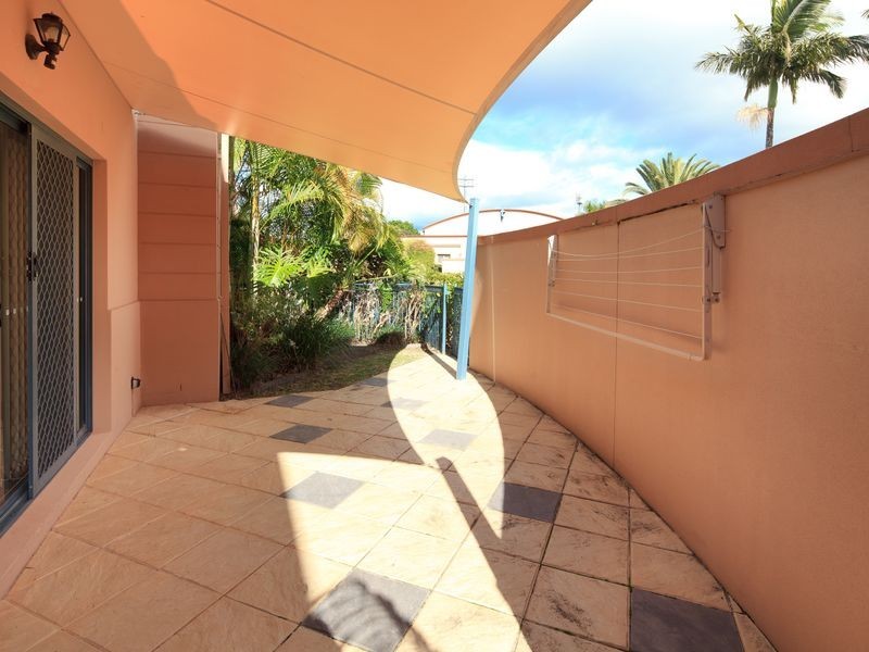 6/117 Palm Meadows Drive, Carrara QLD 4211