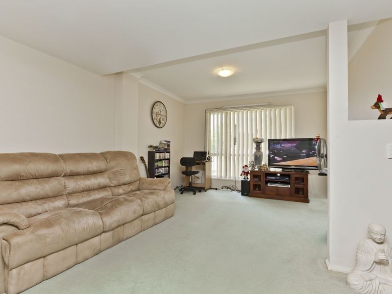 1/5 Kowhai Place, Nerang QLD 4211