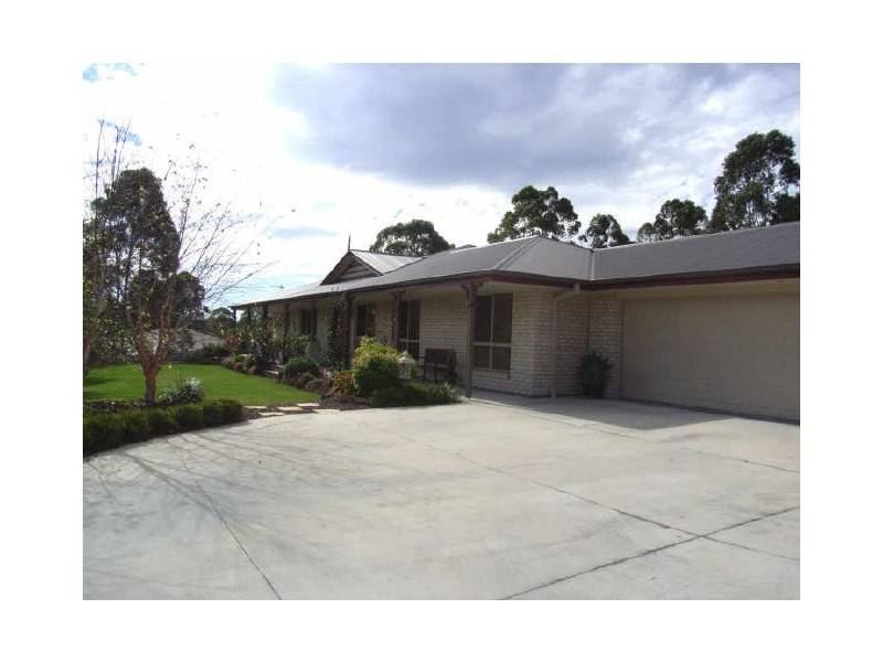 6 Nabberu Street, Maudsland QLD 4210