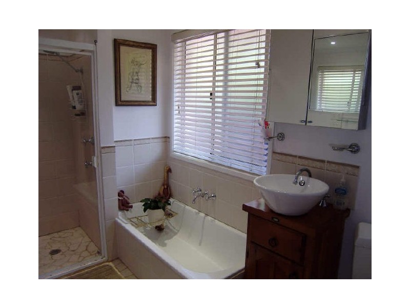 25 Jancoon Court, Carrara QLD 4211