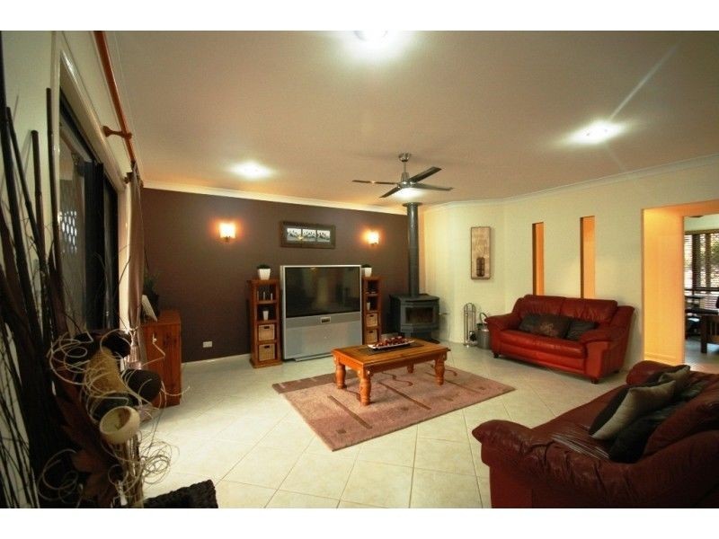 11 Hazlett Street, Maudsland QLD 4210