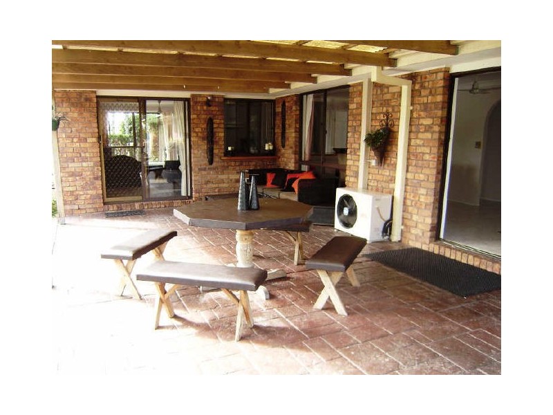 11 Burcott Court, Carrara QLD 4211