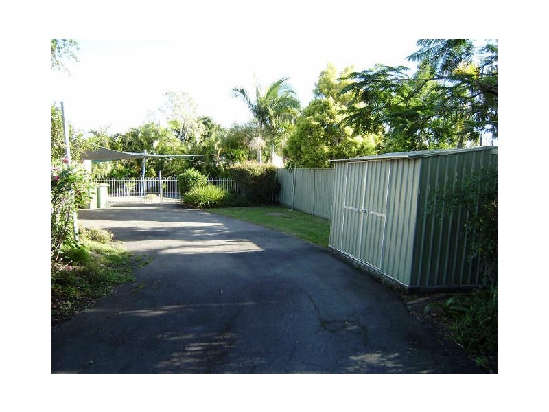 11 Burcott Court, Carrara QLD 4211