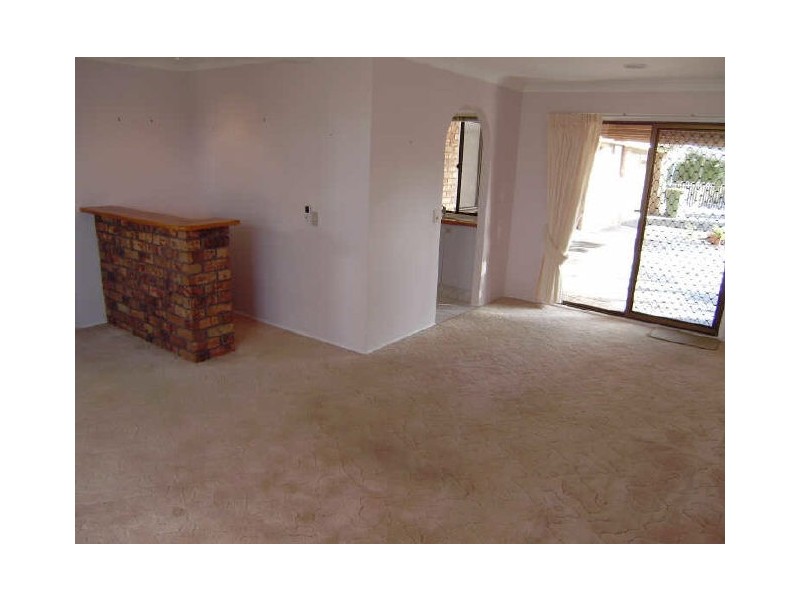 11 Burcott Court, Carrara QLD 4211