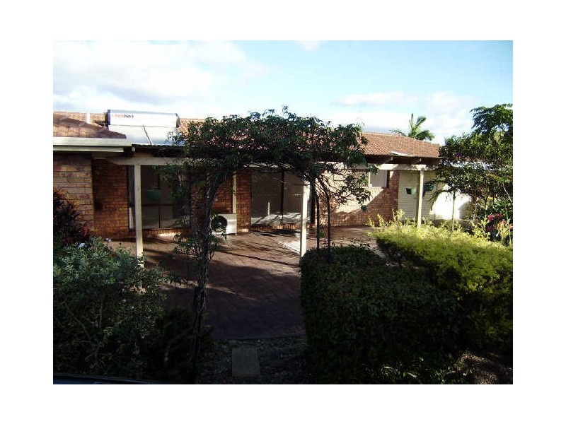 11 Burcott Court, Carrara QLD 4211