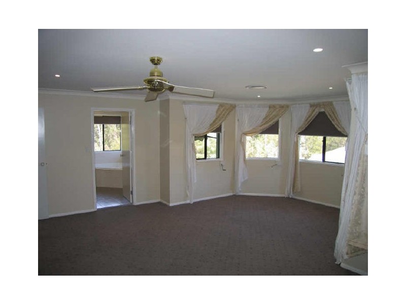 36 Burley Griffin Drive, Maudsland QLD 4210