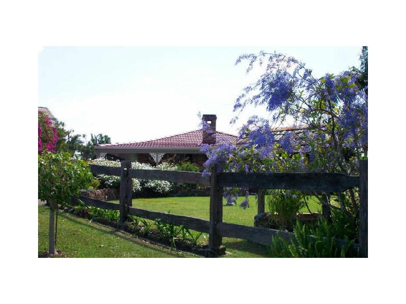 3 Rednal Court, Carrara QLD 4211