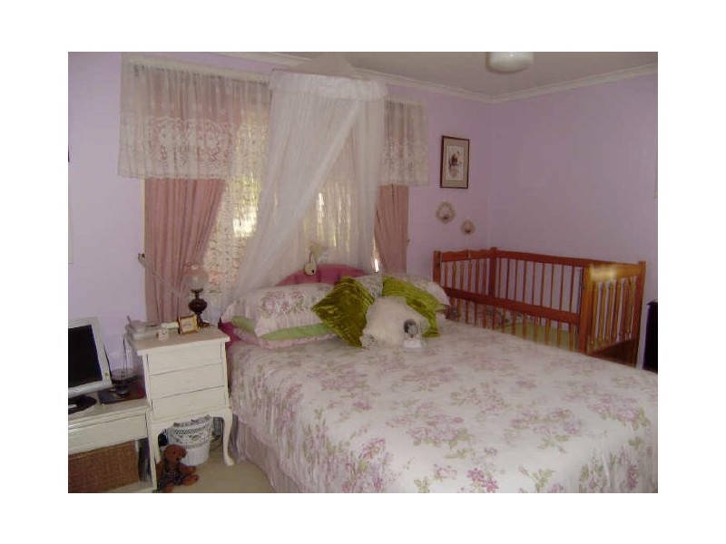 3 Rednal Court, Carrara QLD 4211