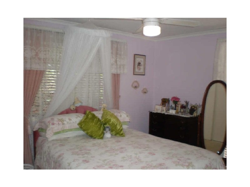 3 Rednal Court, Carrara QLD 4211