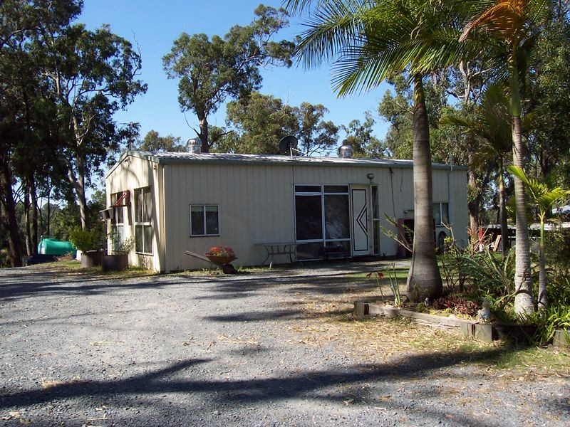 Gaven QLD 4211