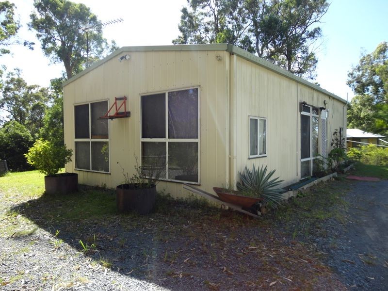 Gaven QLD 4211