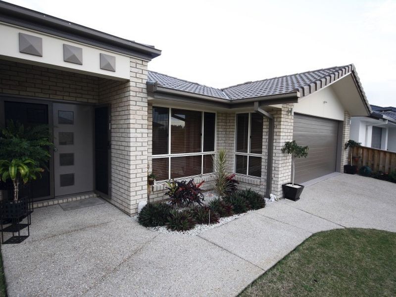 42 Kelsey Circuit, Nerang QLD 4211