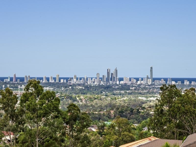 13 Mercure Place, Highland Park QLD 4211