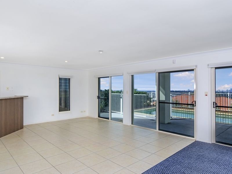 13 Mercure Place, Highland Park QLD 4211