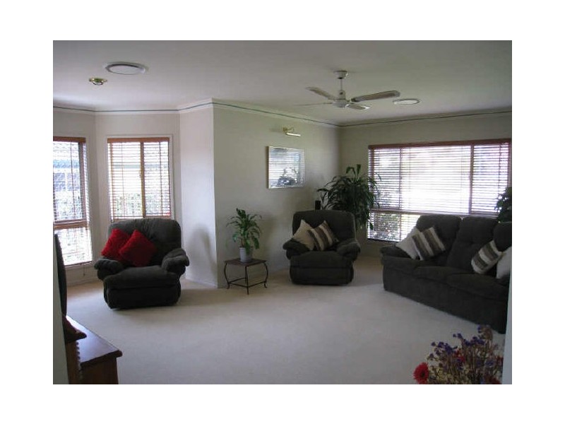 71 McLaren Road, Nerang QLD 4211