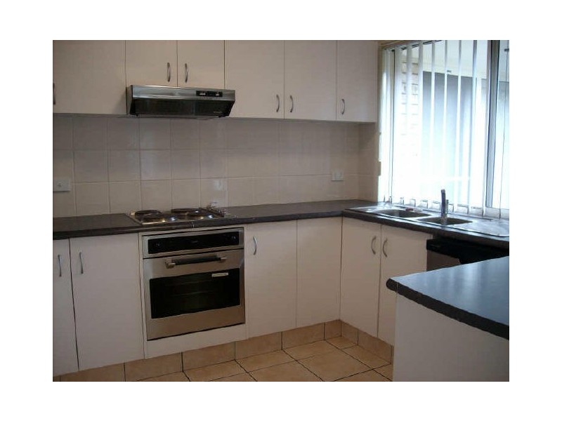 2 Aquarius Court, Molendinar QLD 4214