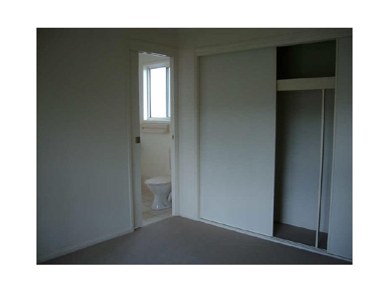 2 Aquarius Court, Molendinar QLD 4214