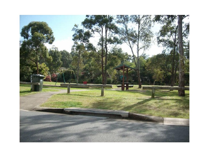 2 Aquarius Court, Molendinar QLD 4214